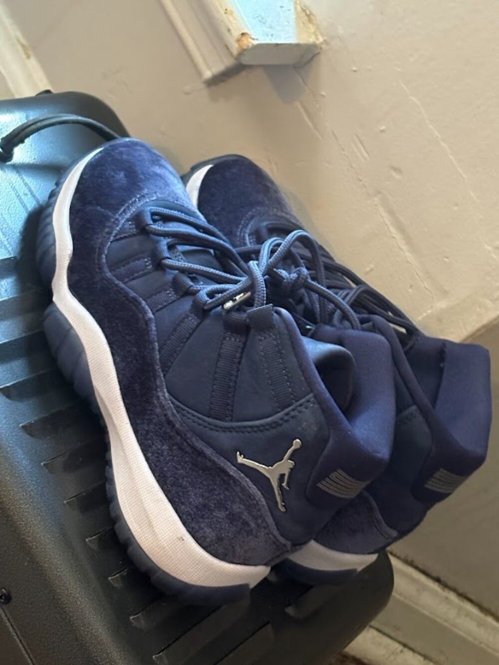 Air Jordan 11 Blue Suede
